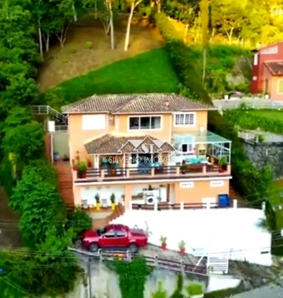 Casa, 3 quartos, 300 m² - Foto 1