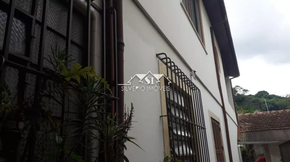 Casa, 6 quartos, 200 m² - Foto 16