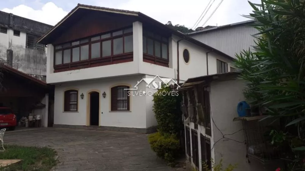 Casa, 6 quartos, 200 m² - Foto 6