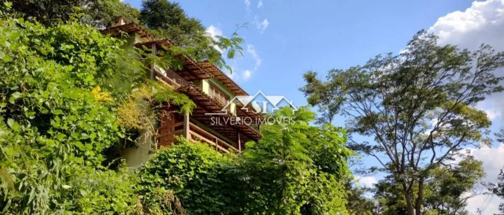 Casa, 6 quartos, 304 m² - Foto 2