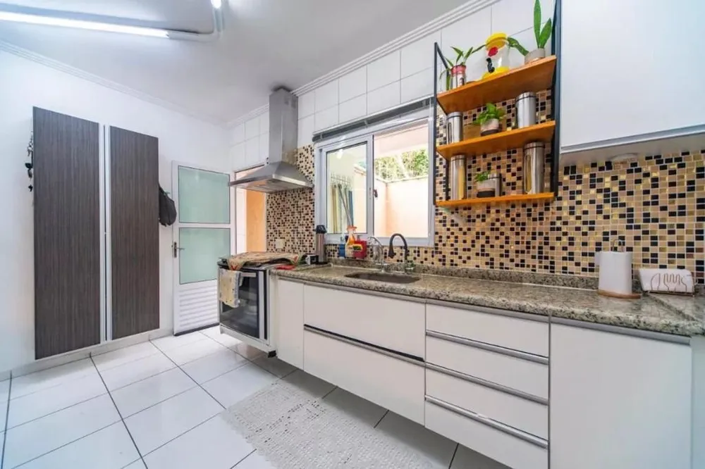 Sobrado, 5 quartos, 298 m² - Foto 4