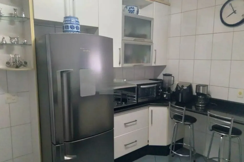 Apartamento, 3 quartos, 140 m² - Foto 1