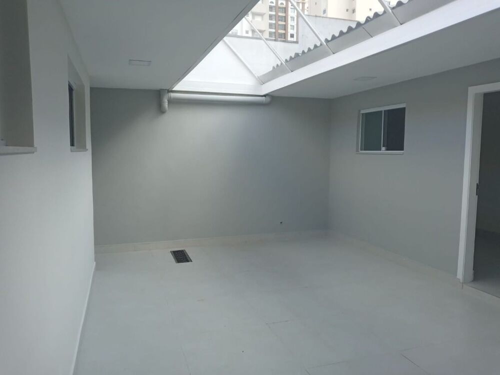 Sobrado à venda e aluguel com 1 quarto, 233m² - Foto 7
