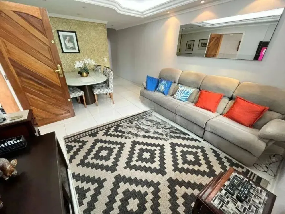 Sobrado, 3 quartos, 239 m² - Foto 1