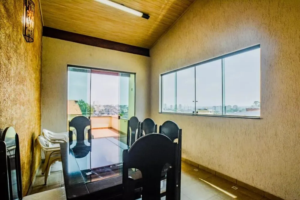 Sobrado, 3 quartos, 400 m² - Foto 1