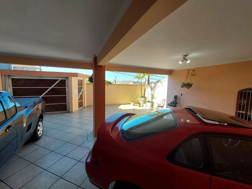 Sobrado, 3 quartos, 212 m² - Foto 1