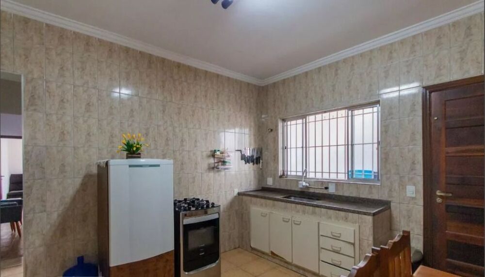 Casa à venda com 3 quartos, 128m² - Foto 7