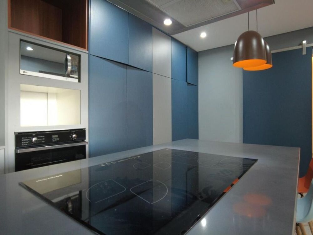Apartamento à venda com 3 quartos, 156m² - Foto 2