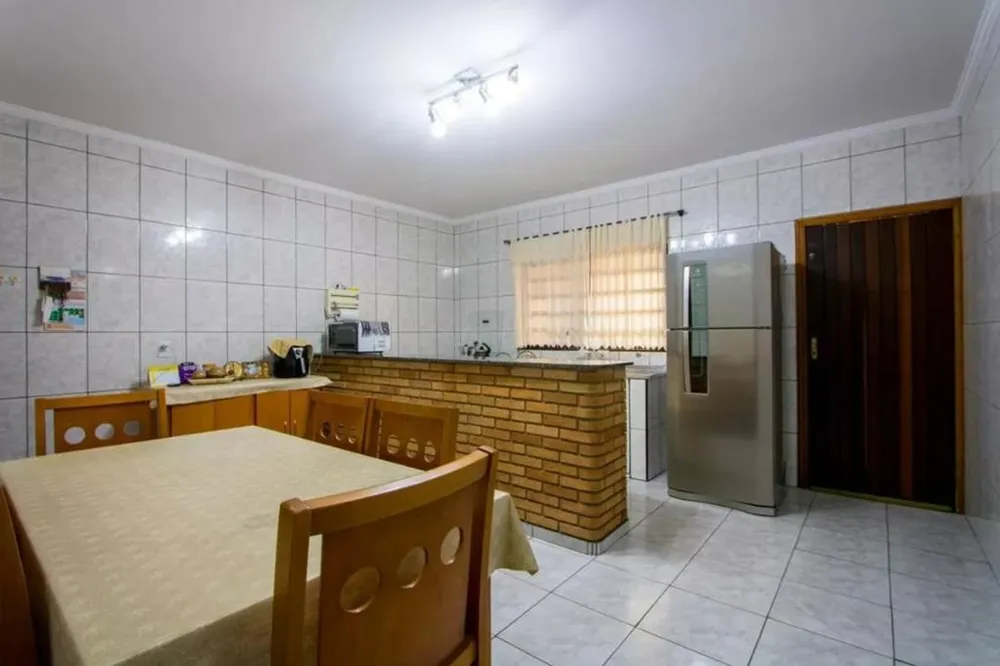Sobrado, 3 quartos, 174 m² - Foto 1