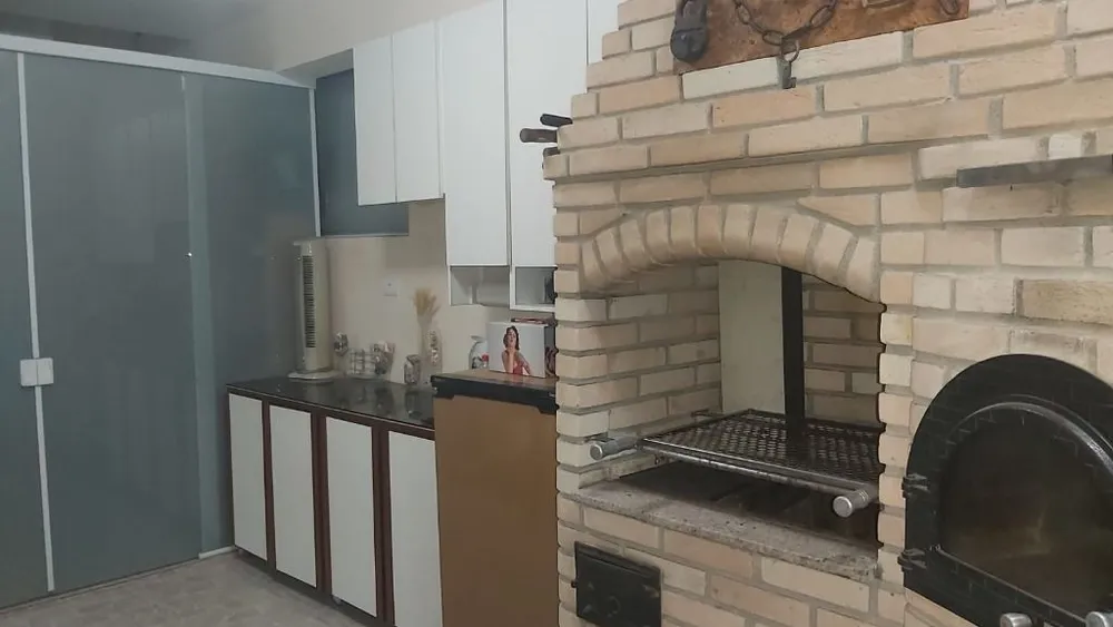 Sobrado, 3 quartos, 240 m² - Foto 2