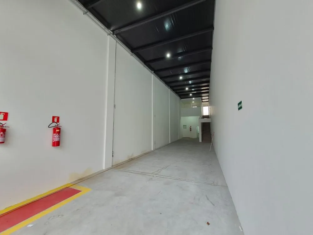 Depósito-Galpão, 163 m² - Foto 2