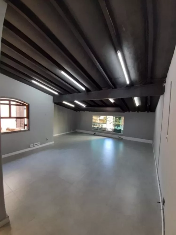 Sobrado, 5 quartos, 212 m² - Foto 1