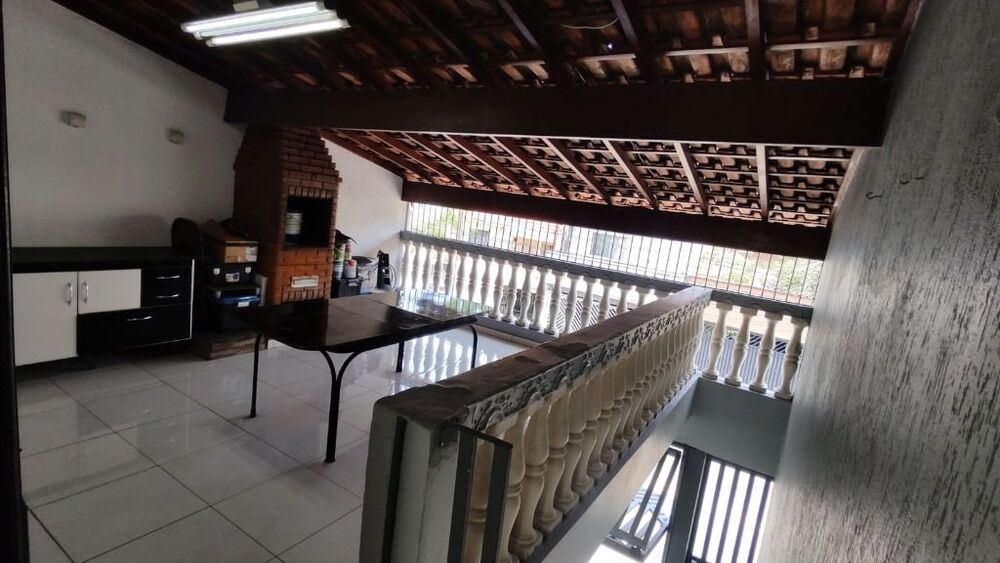 Casa, 2 quartos, 280 m² - Foto 1