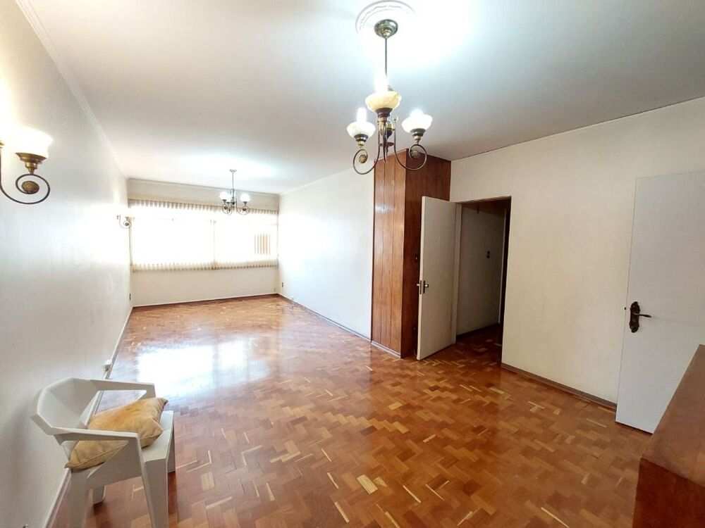Apartamento à venda com 3 quartos, 143m² - Foto 1