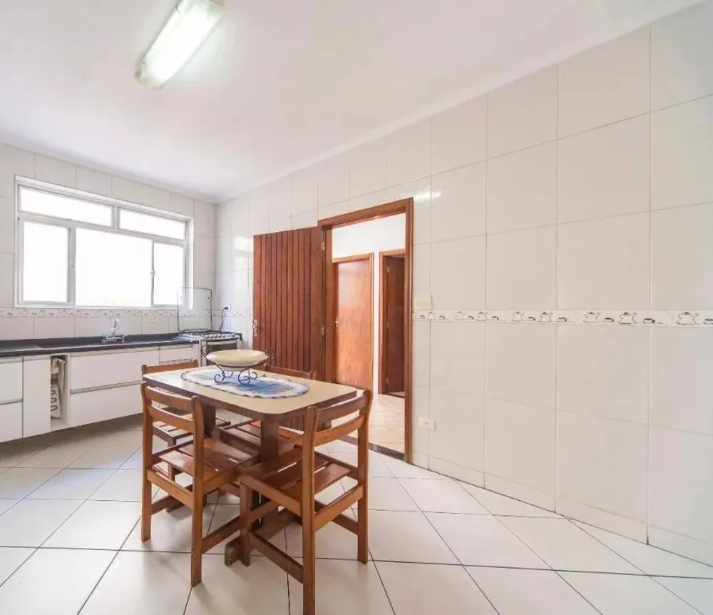 Sobrado, 3 quartos, 182 m² - Foto 1