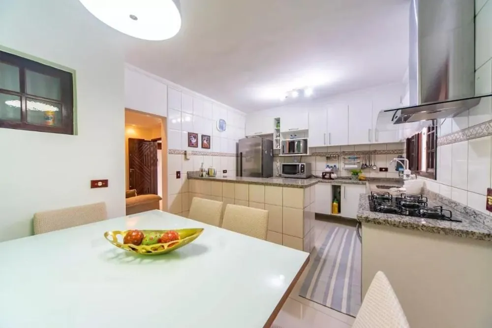 Sobrado, 3 quartos, 231 m² - Foto 3