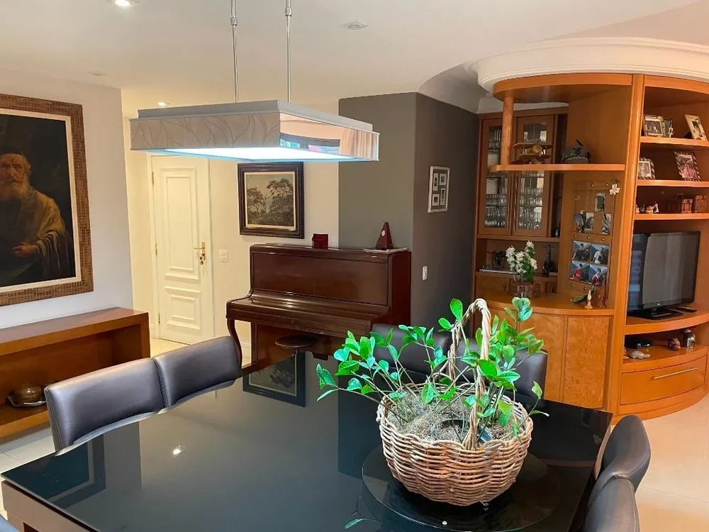 Apartamento, 3 quartos, 178 m² - Foto 1