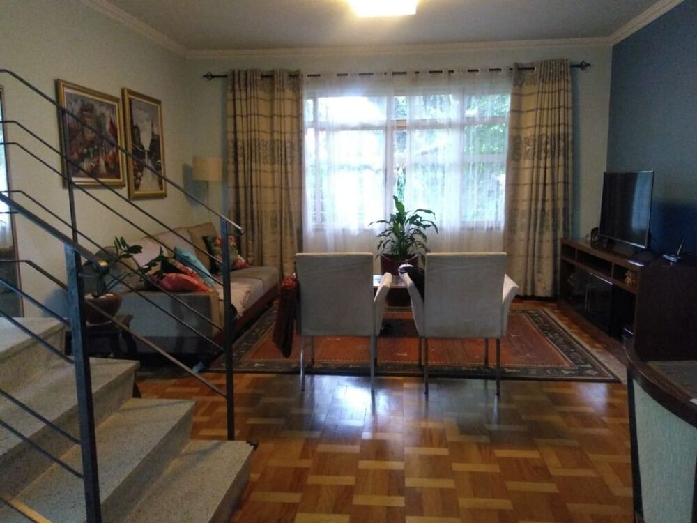 Sobrado, 4 quartos, 181 m² - Foto 1