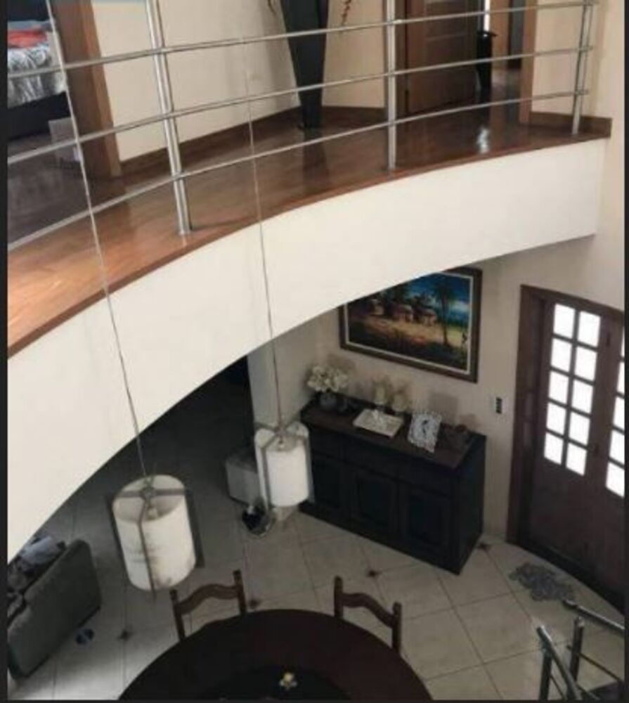 Sobrado à venda com 3 quartos, 286m² - Foto 2