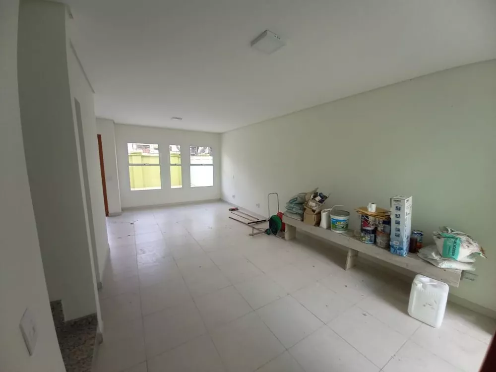 Sobrado à venda com 3 quartos, 240m² - Foto 3