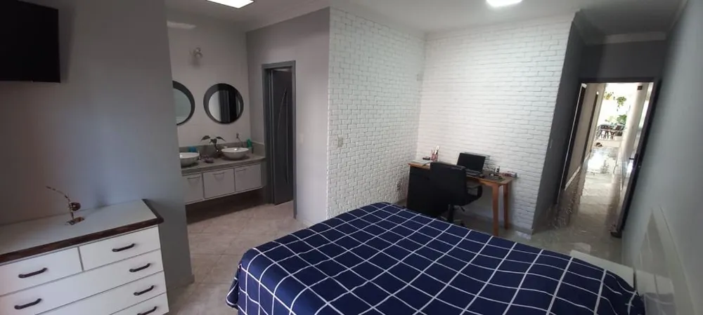 Sobrado, 3 quartos, 238 m² - Foto 1
