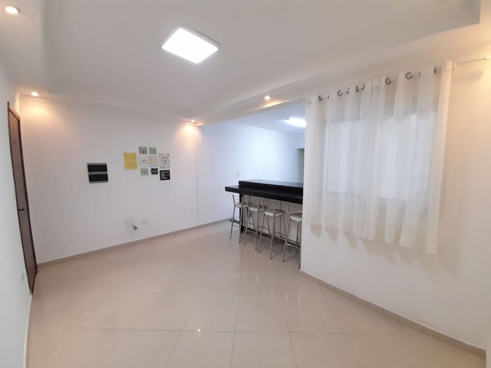 Apartamento à venda e aluguel com 2 quartos, 70m² - Foto 2