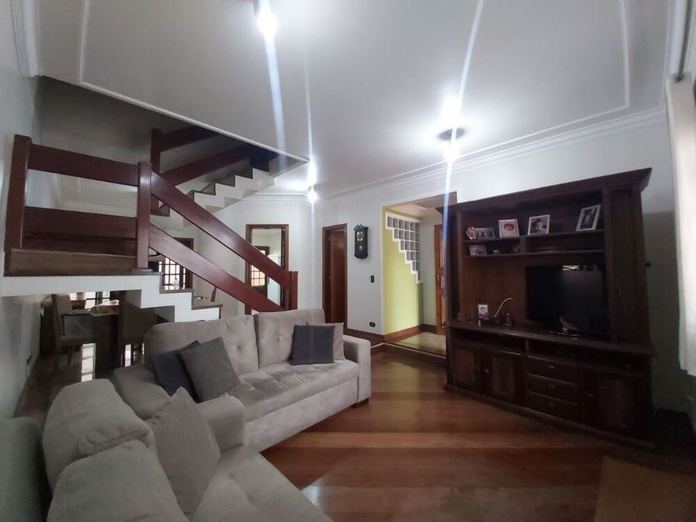 Sobrado, 3 quartos, 210 m² - Foto 2