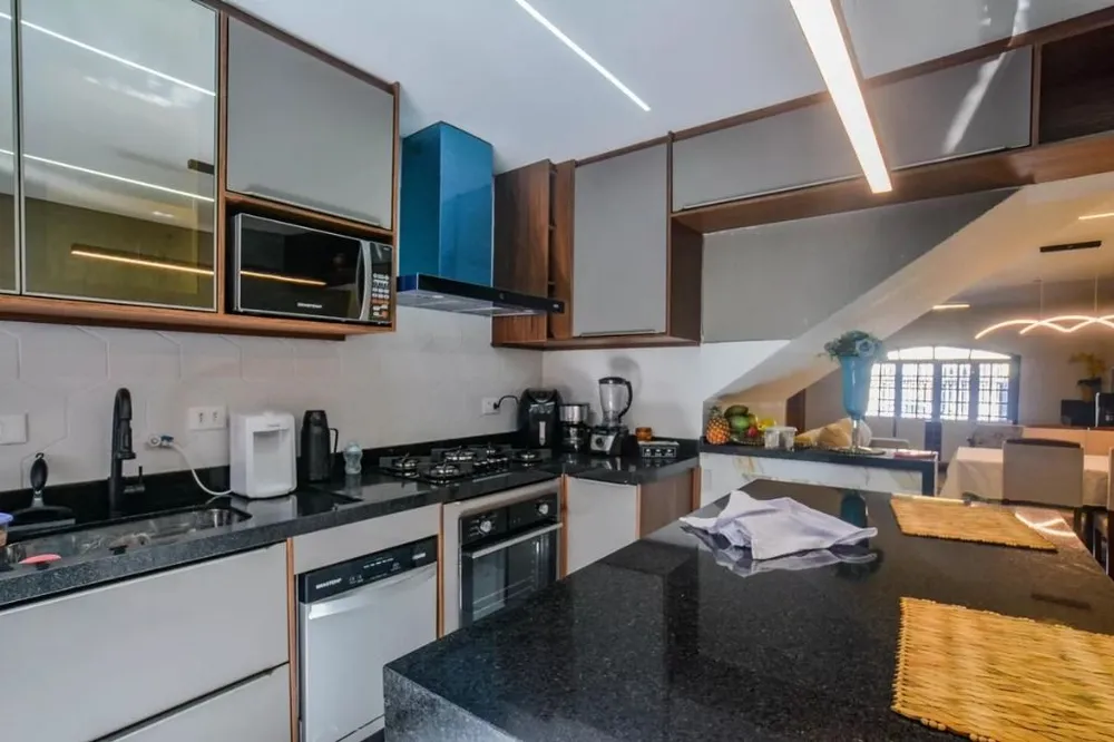 Sobrado, 3 quartos, 210 m² - Foto 2