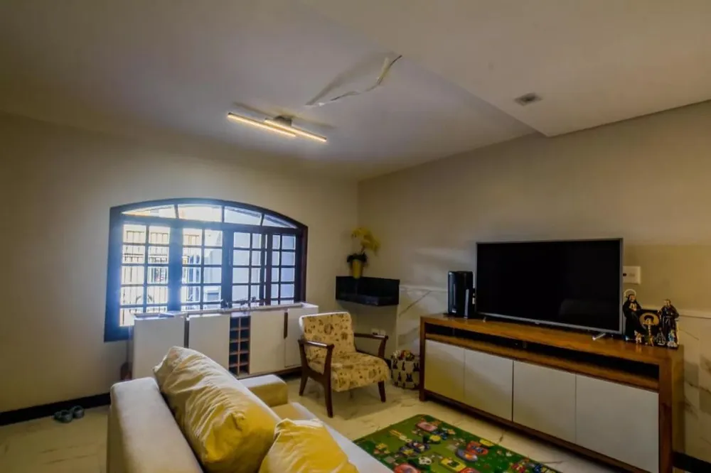 Sobrado, 3 quartos, 210 m² - Foto 3