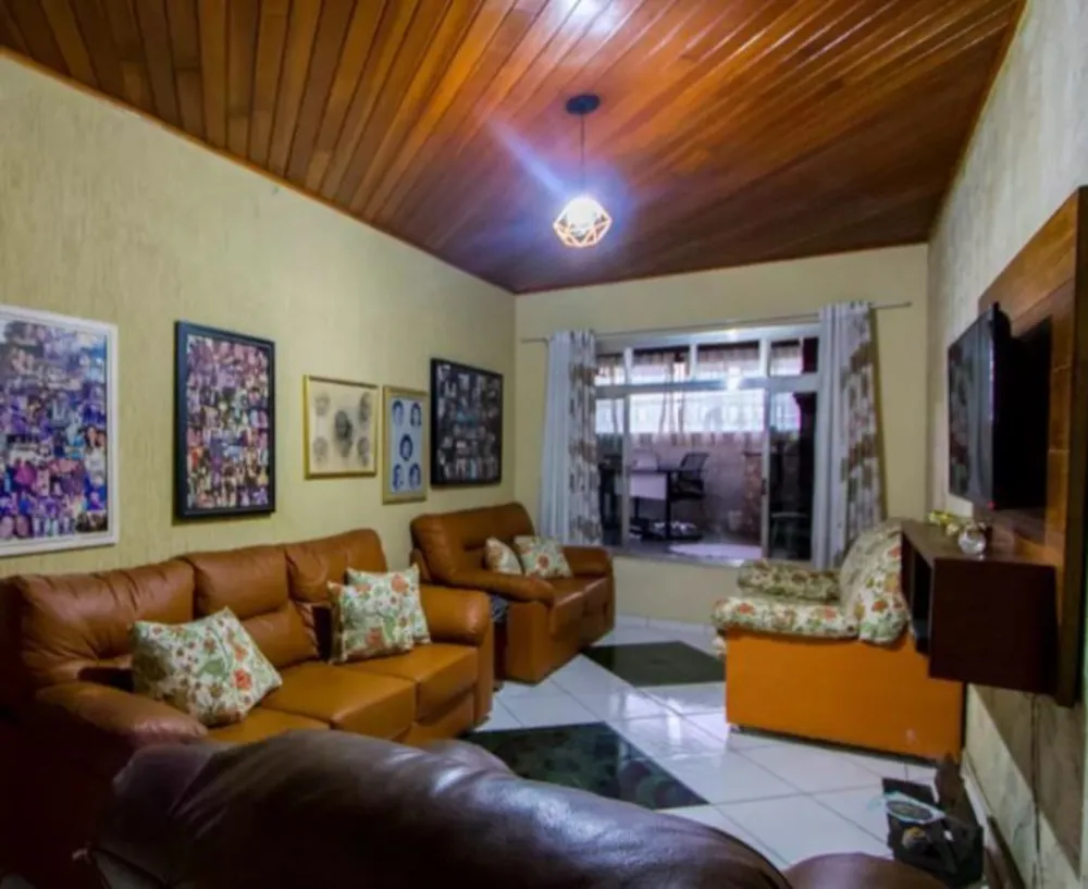 Sobrado, 3 quartos, 254 m² - Foto 1