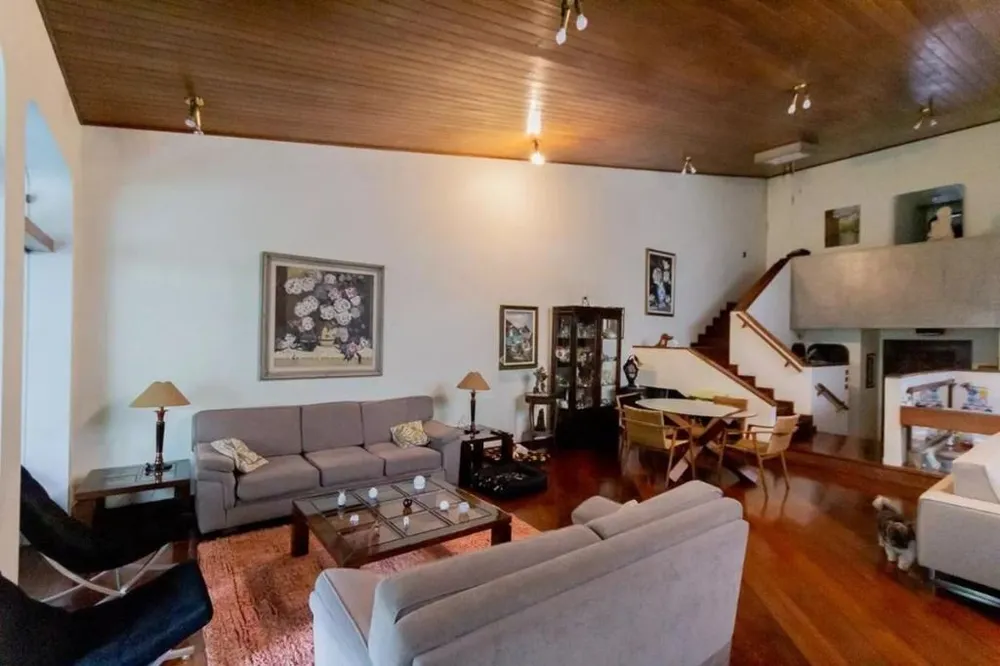 Sobrado, 3 quartos, 350 m² - Foto 1