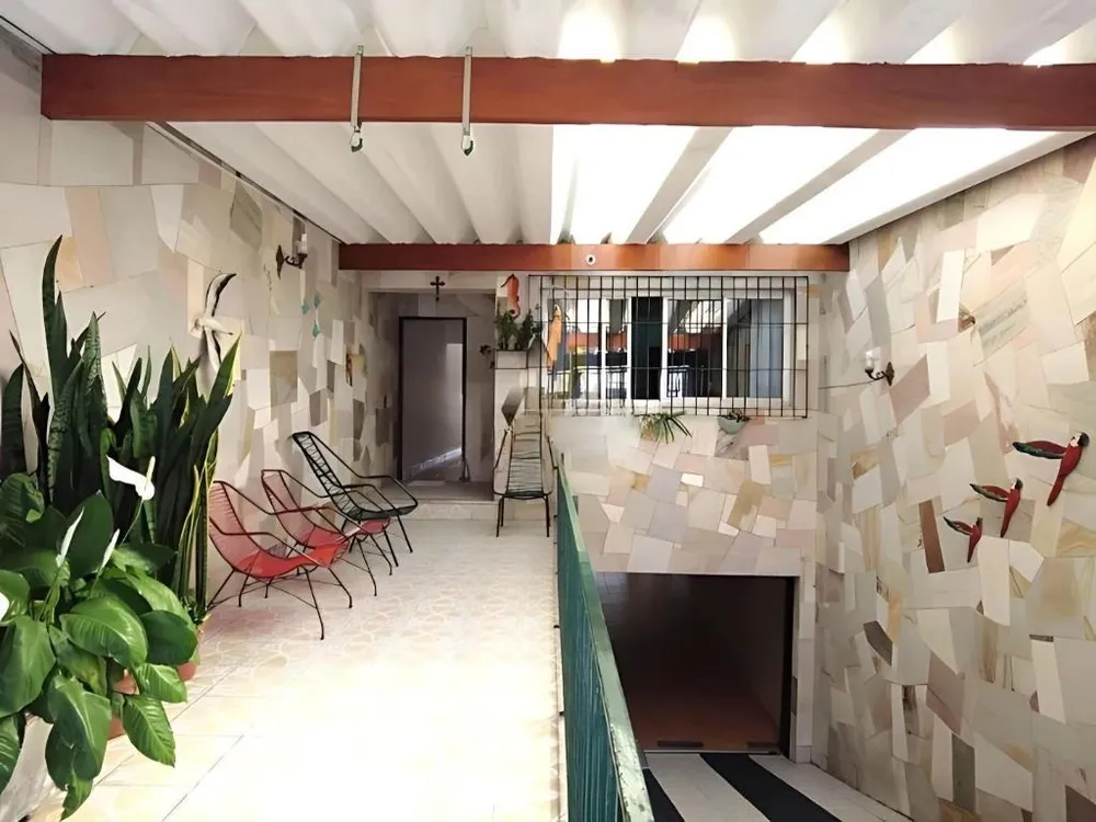 Sobrado, 3 quartos, 242 m² - Foto 1