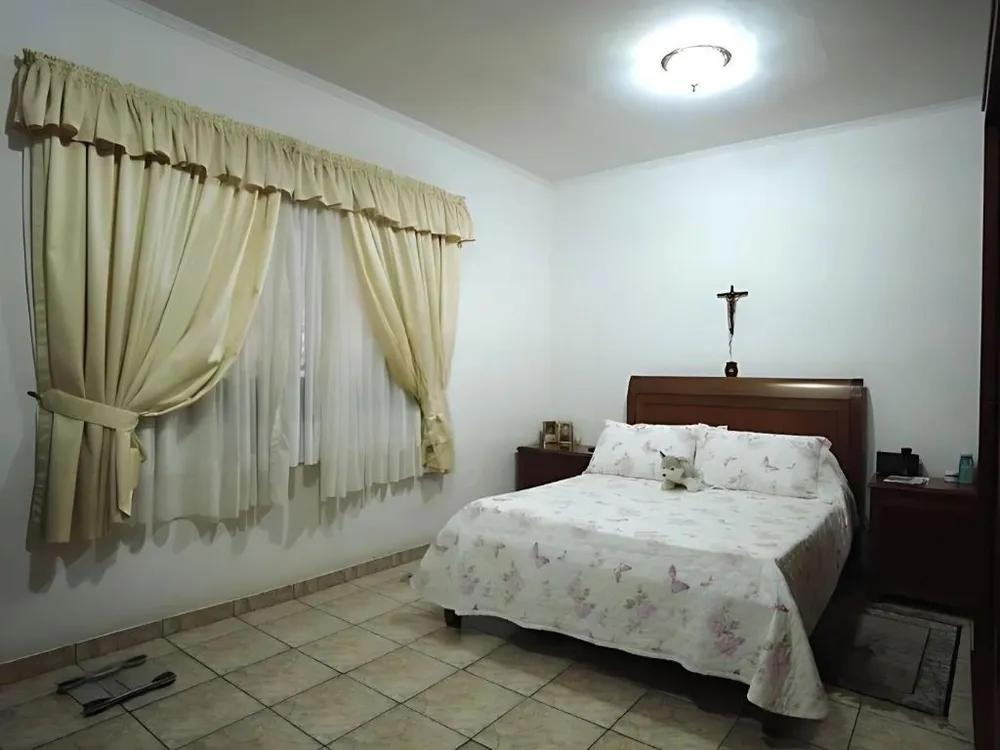 Sobrado, 3 quartos, 242 m² - Foto 4