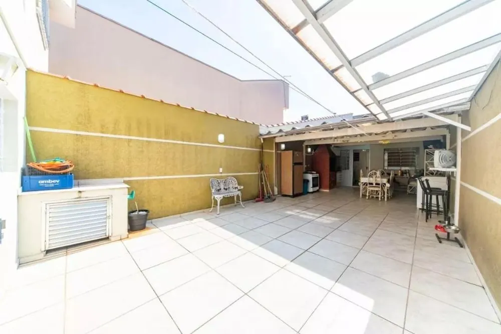 Sobrado, 3 quartos, 230 m² - Foto 1