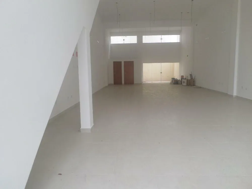 Loja-Salão, 210 m² - Foto 1