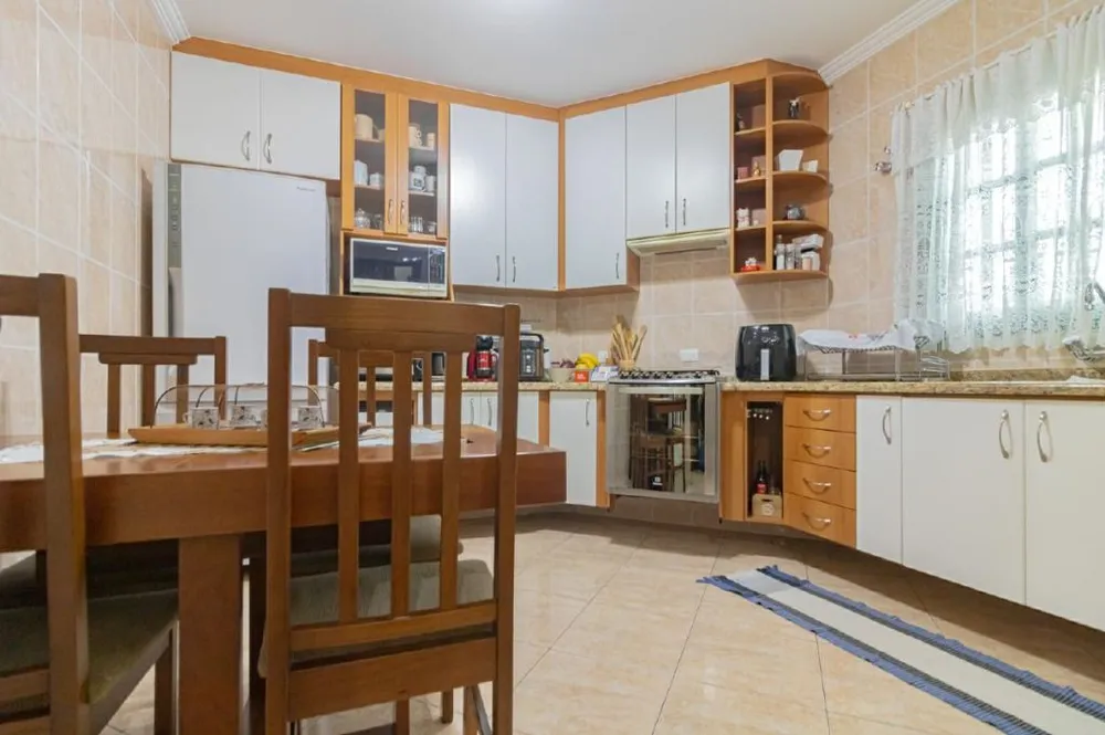 Sobrado, 3 quartos, 234 m² - Foto 6
