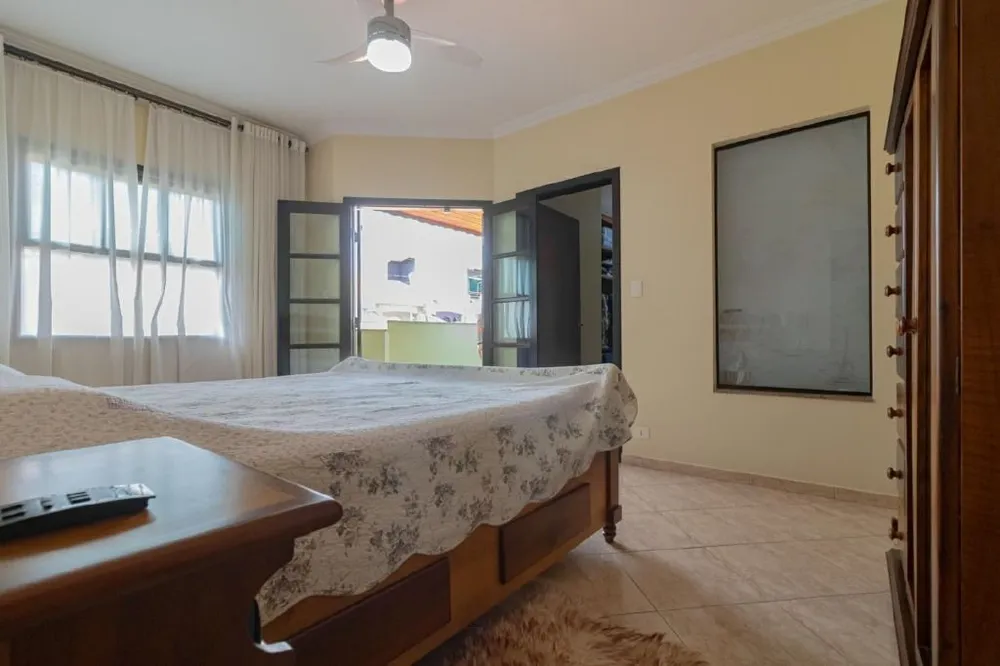 Sobrado, 3 quartos, 234 m² - Foto 8