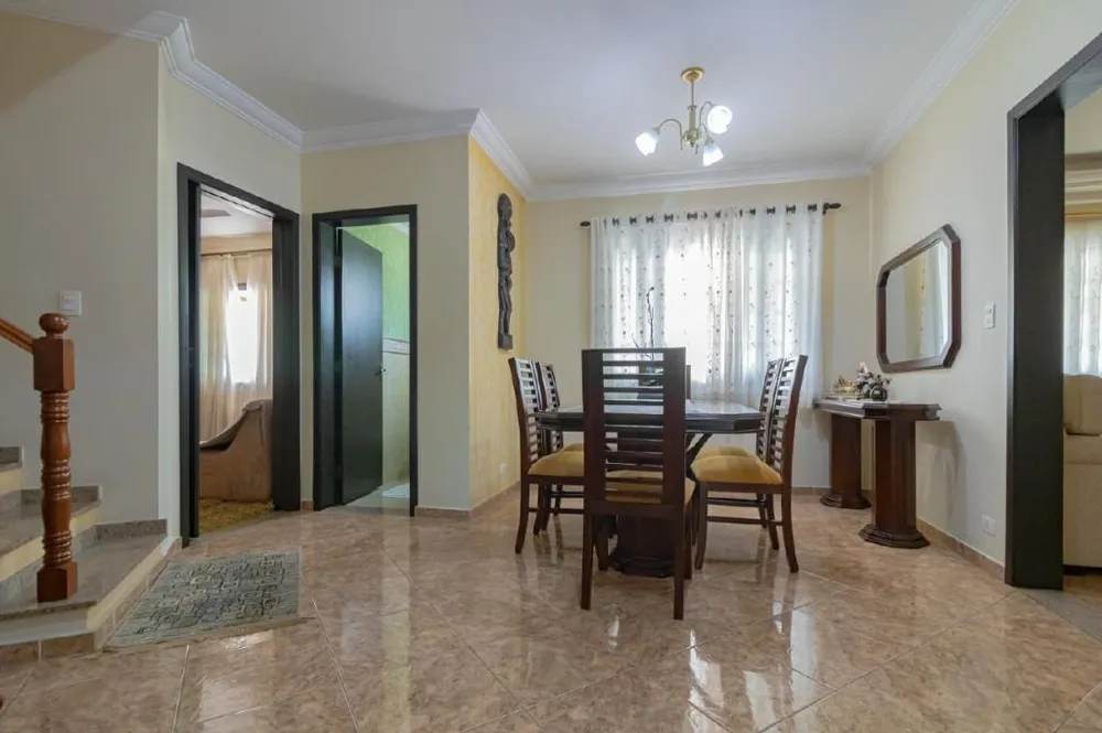 Sobrado, 3 quartos, 234 m² - Foto 2