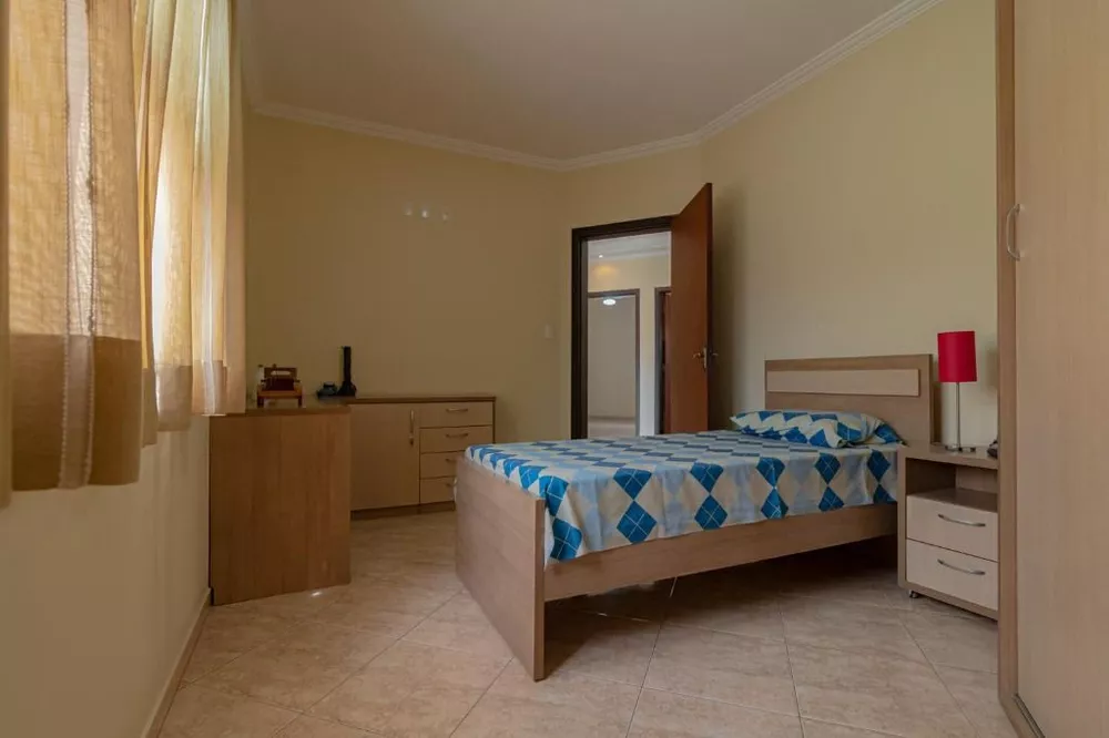 Sobrado, 3 quartos, 234 m² - Foto 3