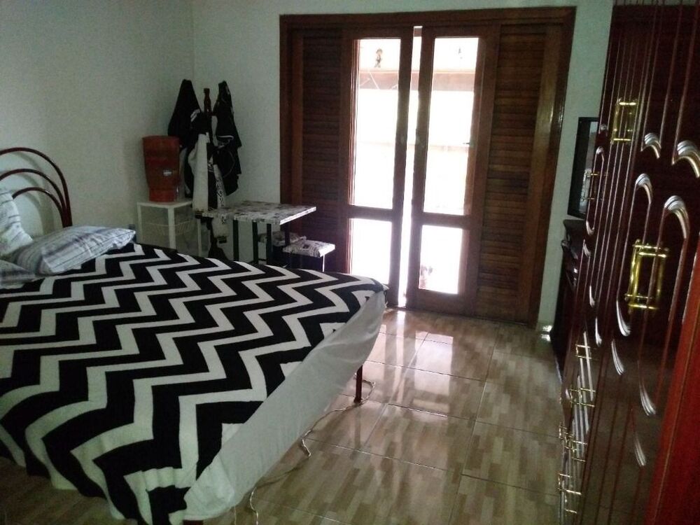 Sobrado, 3 quartos, 221 m² - Foto 1