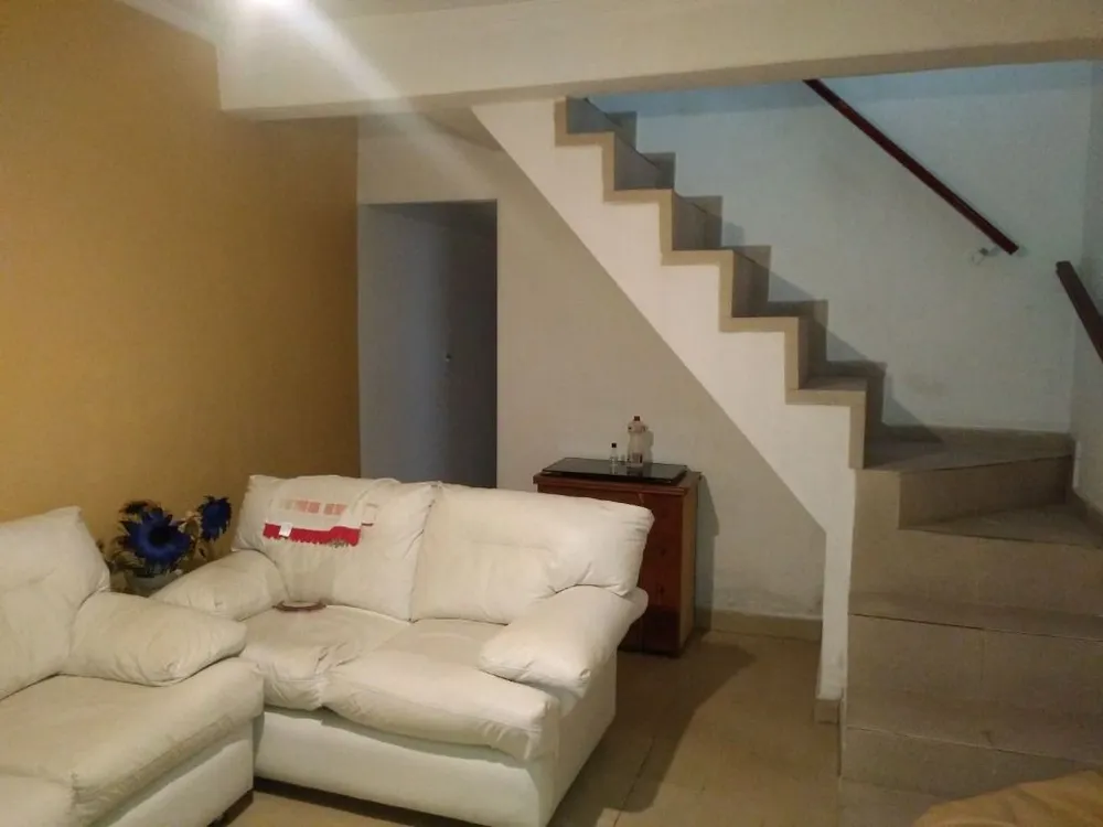 Sobrado, 3 quartos, 221 m² - Foto 1