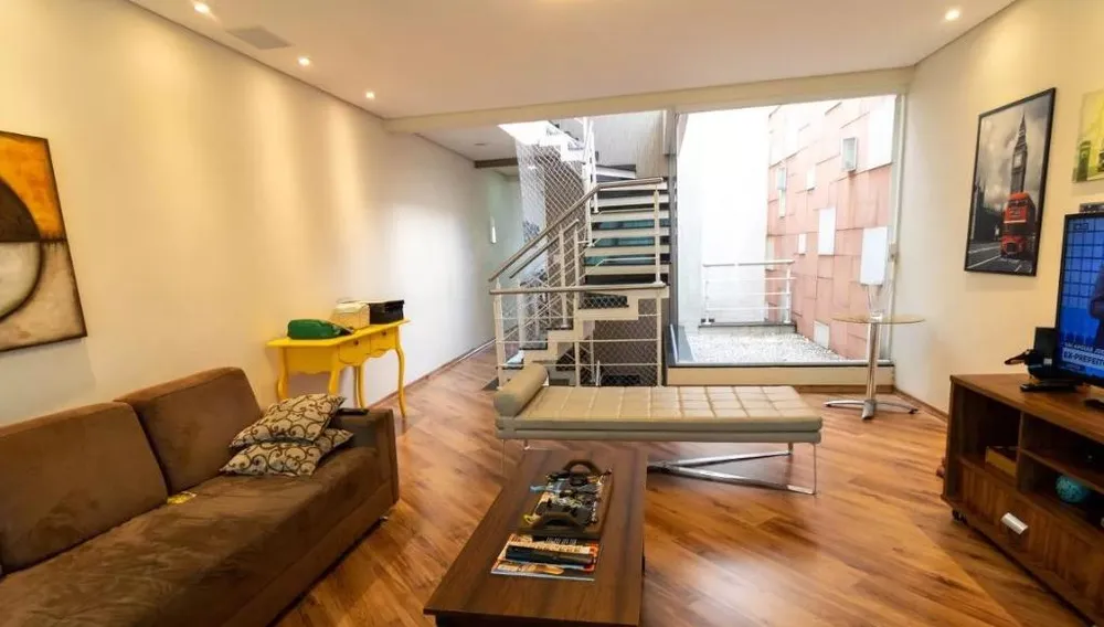Sobrado, 3 quartos, 217 m² - Foto 2