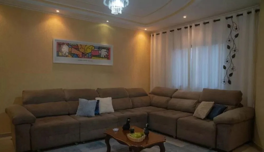 Sobrado, 3 quartos, 240 m² - Foto 2