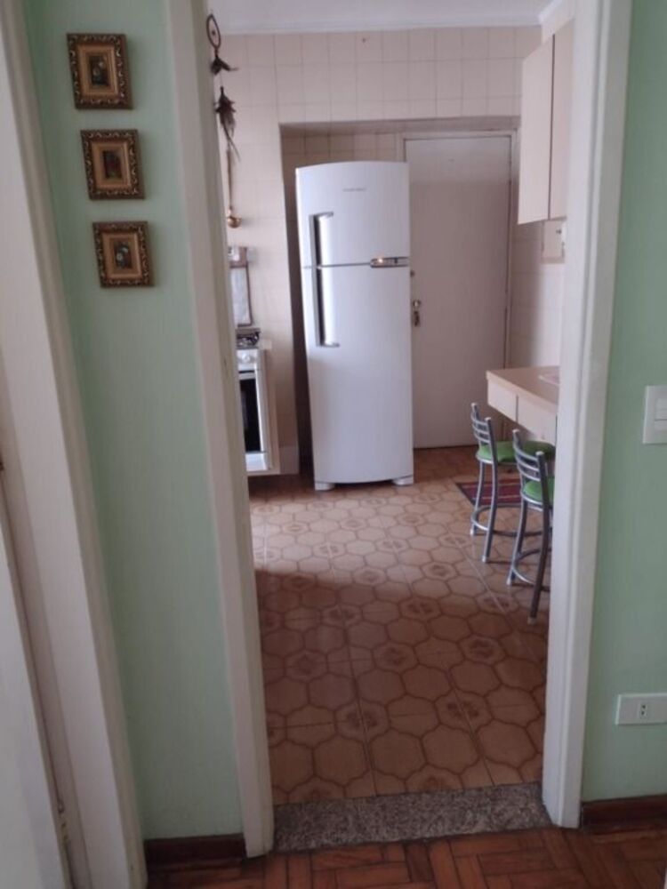 Apartamento à venda com 2 quartos, 78m² - Foto 2
