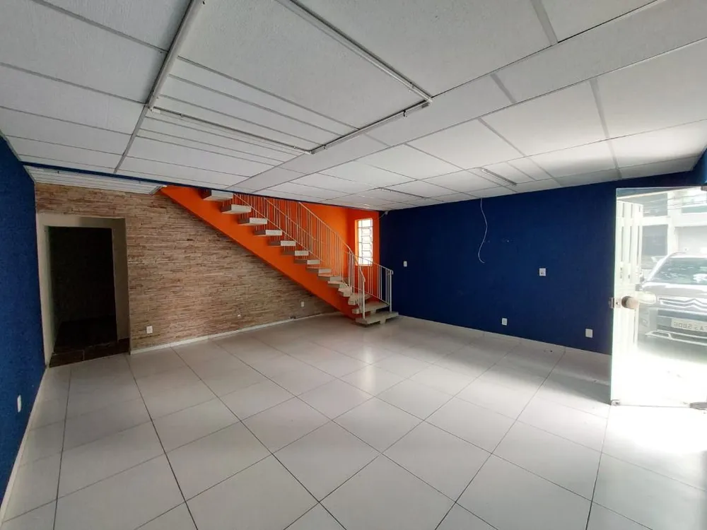 Sobrado, 1 quarto, 485 m² - Foto 1