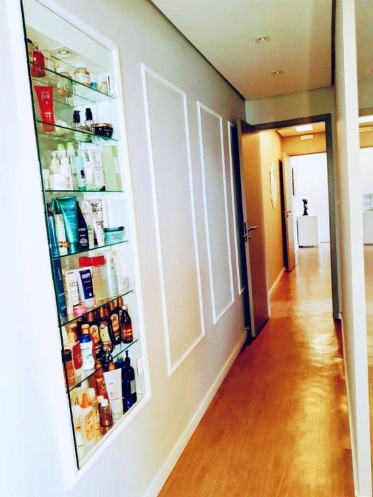 Apartamento à venda com 3 quartos, 133m² - Foto 2