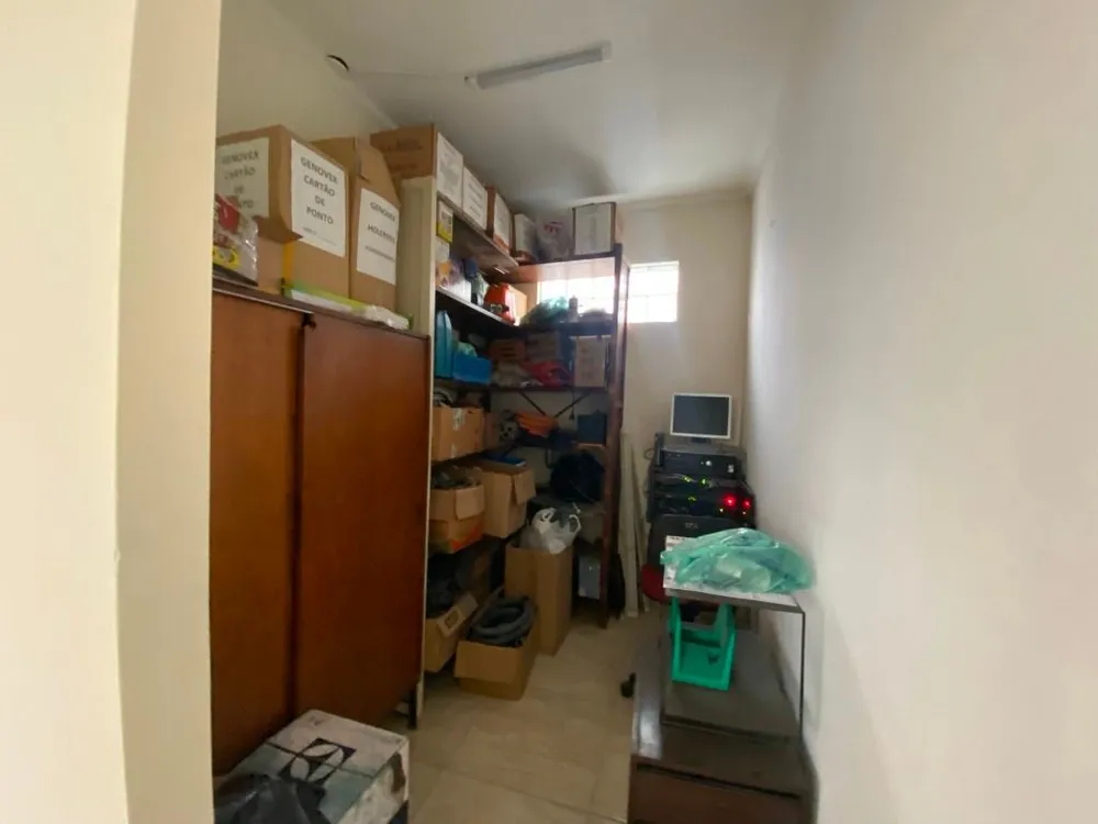 Depósito-Galpão, 1100 m² - Foto 1