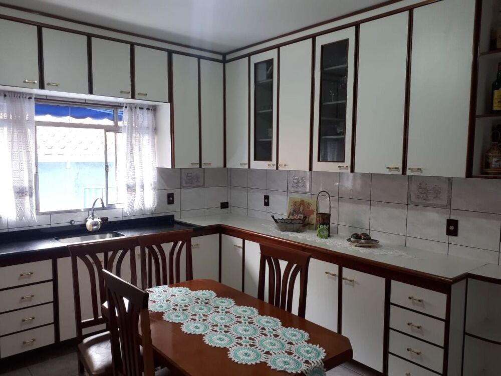 Sobrado, 5 quartos, 146 m² - Foto 1