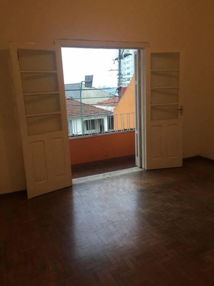 Casa à venda e aluguel com 2 quartos, 98m² - Foto 1