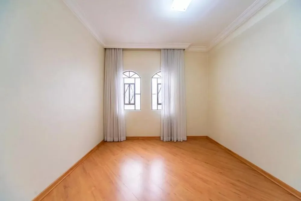 Sobrado, 4 quartos, 275 m² - Foto 1